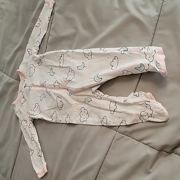 Gerber Baby Girl's Sleeper - Picture 1 of 10